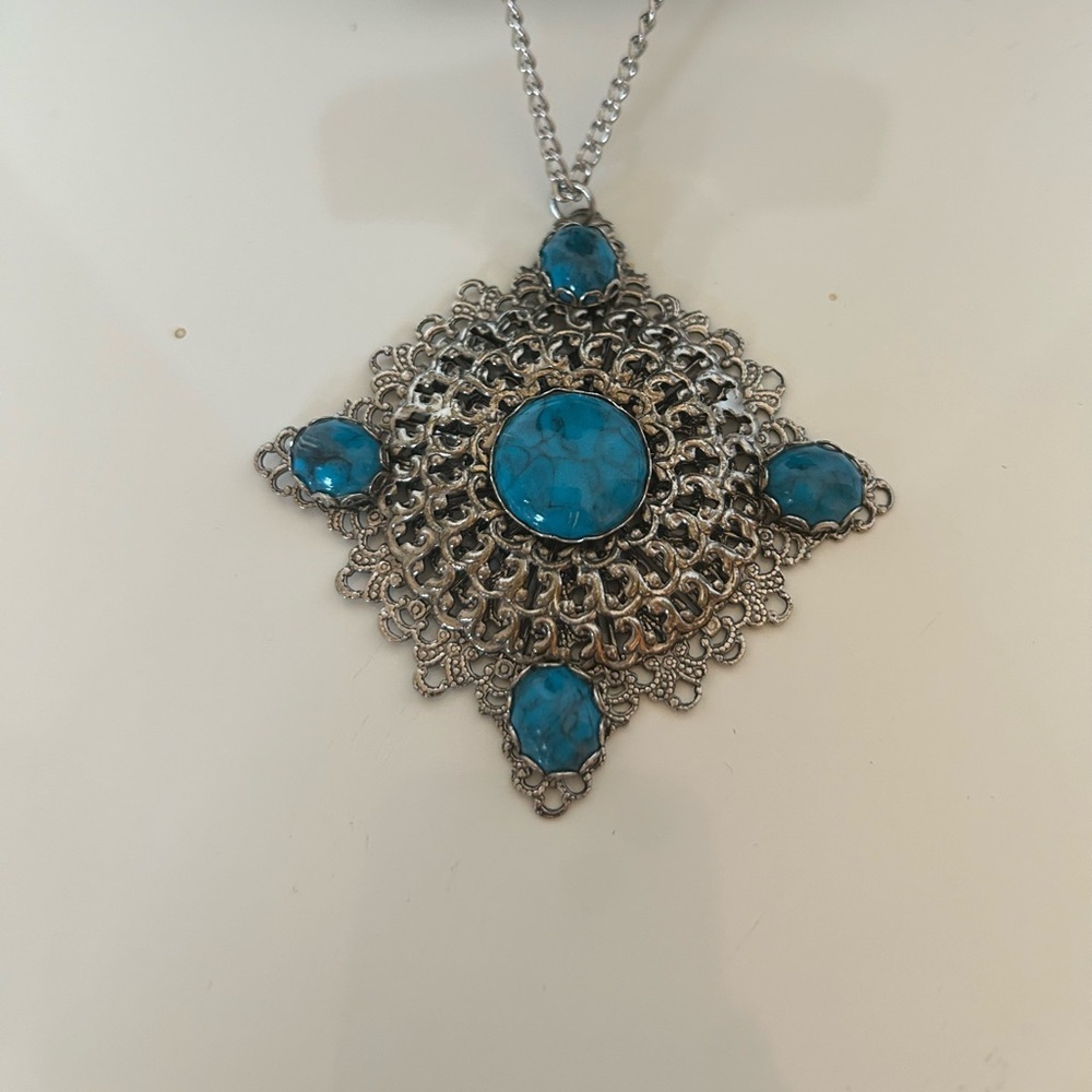 Vintage Boho Statement Necklace with Turquoise Stones - Picture 4 of 6